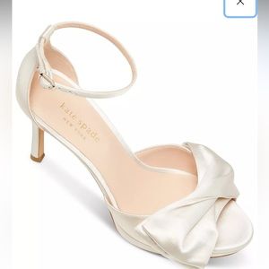 EUC Kate Spade satin bridal bow heels